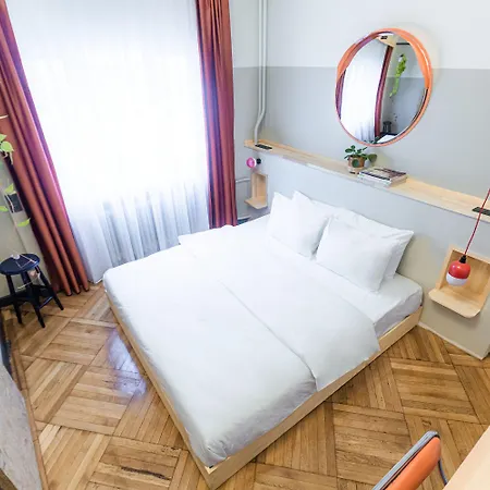 Popstel-3